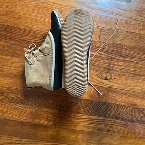 Sorel Out N About Boots, Women Size 9.5